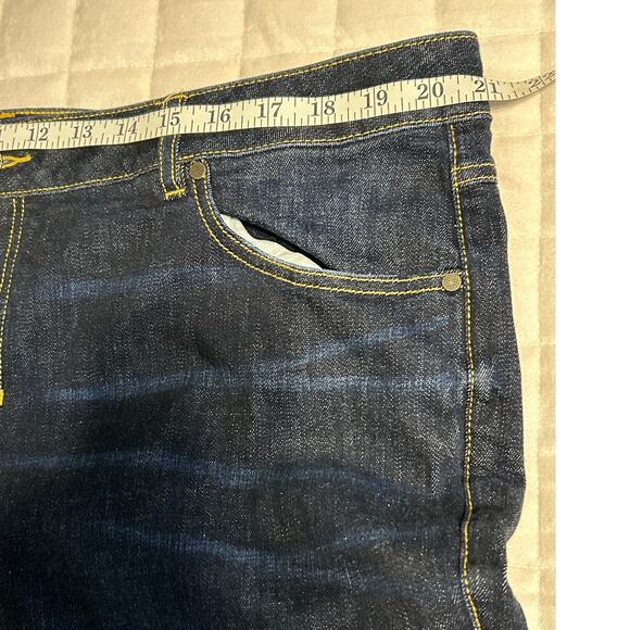 Cabi Jeans Women's Plus Size 20 Medium Wash Straight Denim - Picture 6 of 7